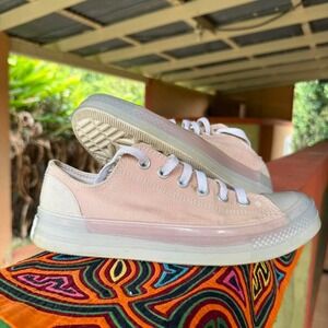 Converse Chuck Taylor All Star‎ Low Top Translucent Sole Pink Women's Size 7.5